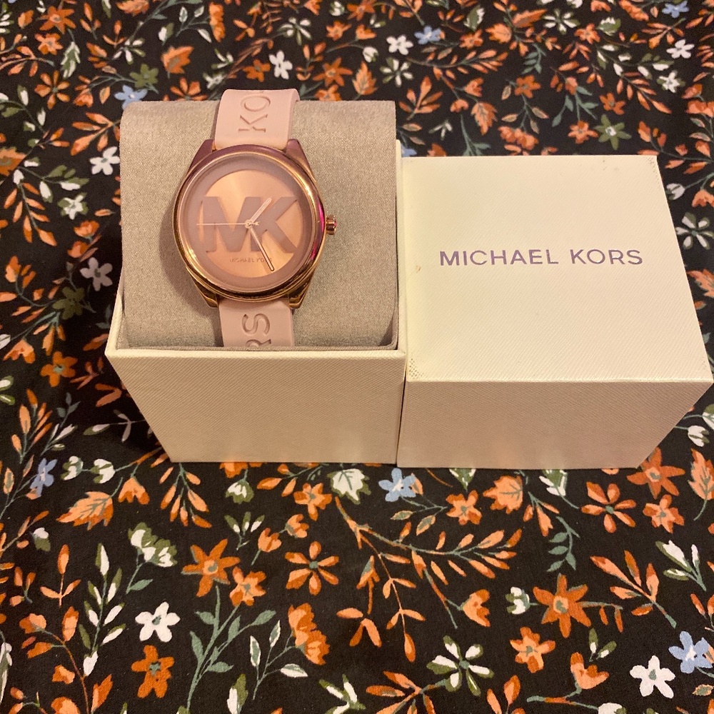 Mk silicone watch
